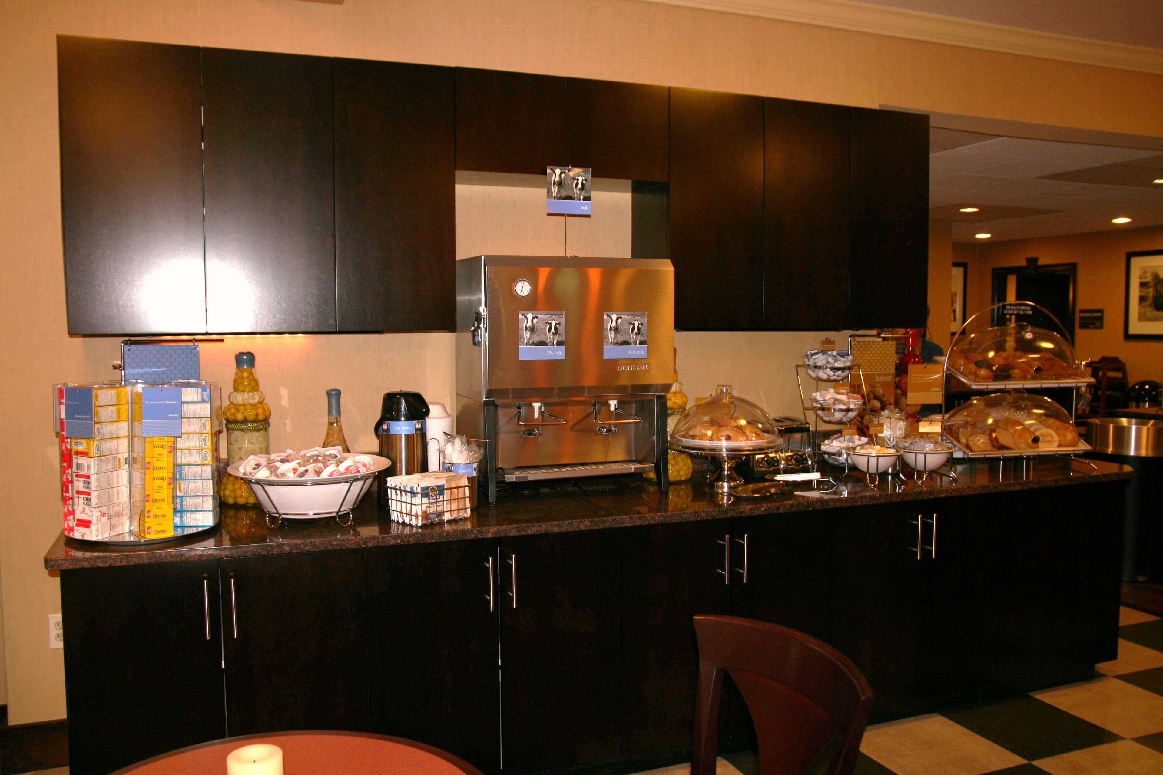 Hampton Inn Dalton Kültér fotó