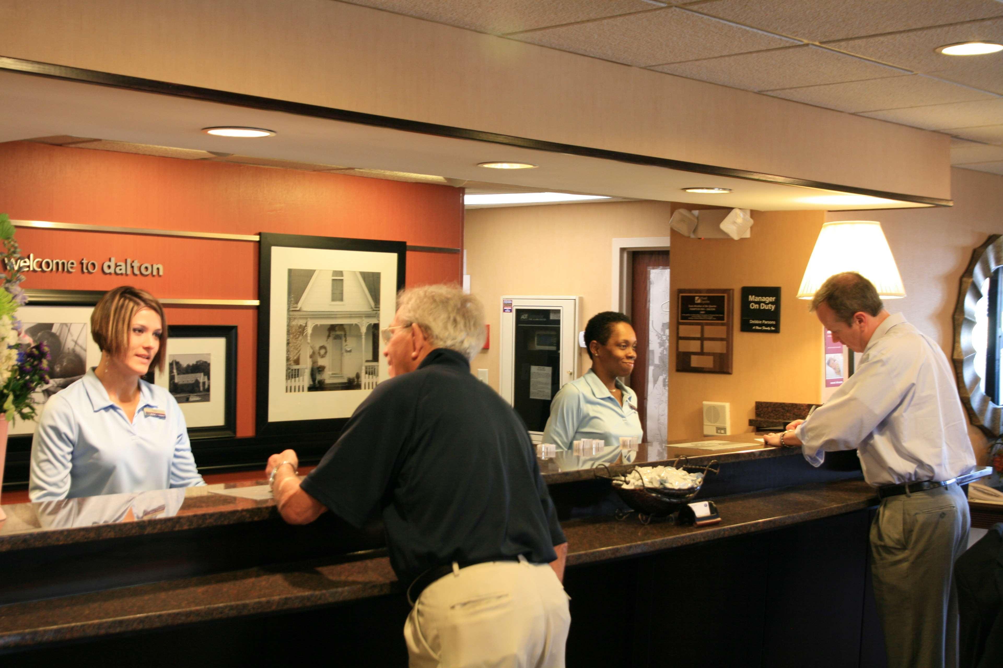 Hampton Inn Dalton Kültér fotó