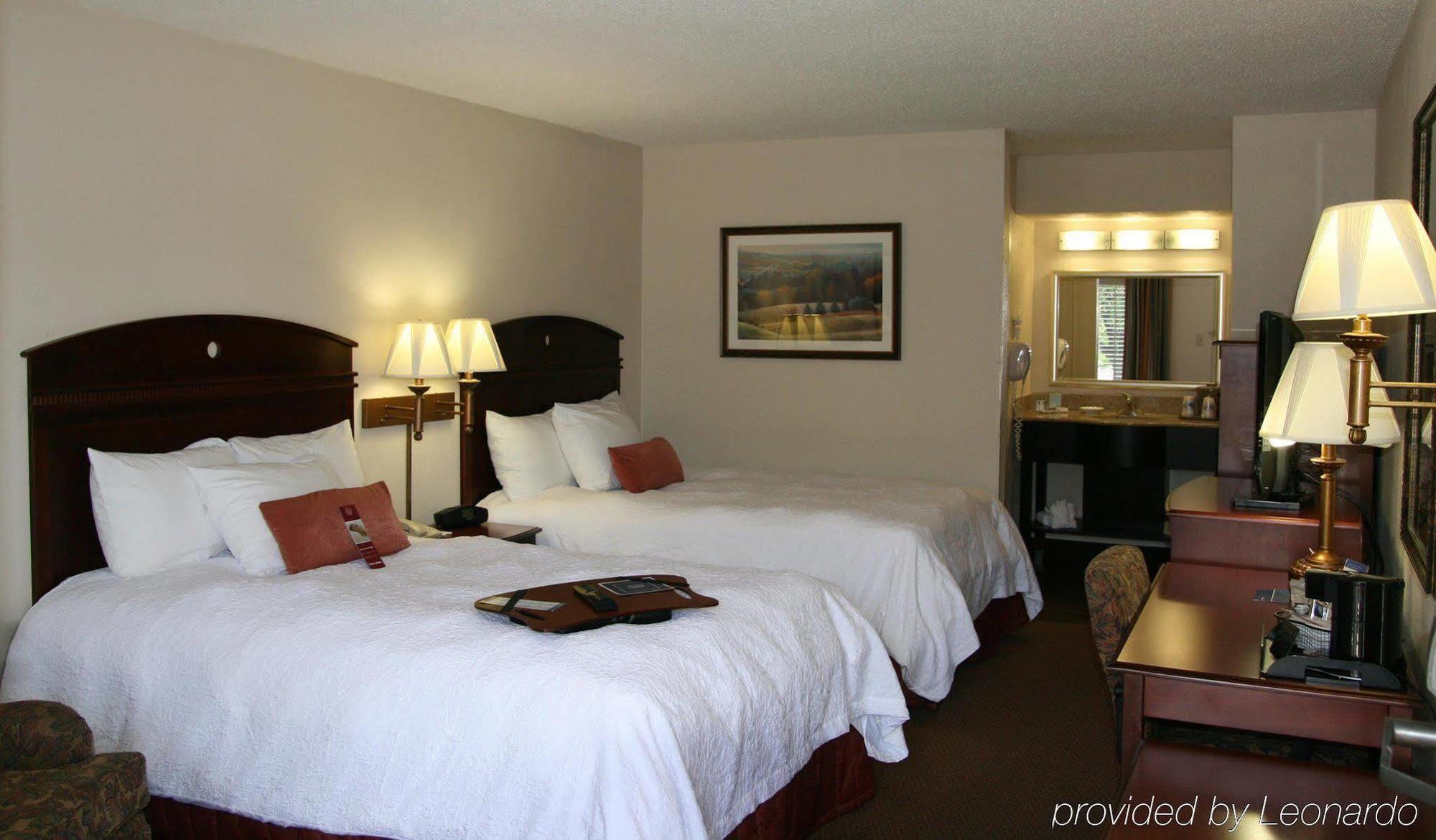 Hampton Inn Dalton Kültér fotó