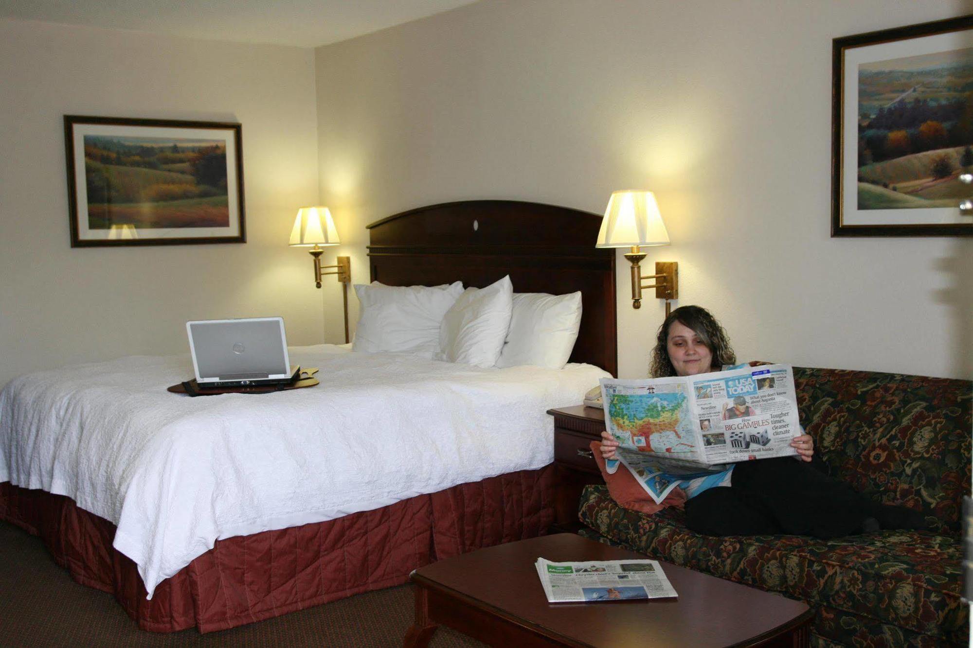 Hampton Inn Dalton Kültér fotó